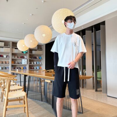 LOEWE 羅意威 黑色 2025夏季新款高仿休閒短褲 男款原單精品LOGO褲