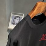 LV 精品仿製 驢牌黑色短袖T恤 春夏新款 LOGO設計 男女同款