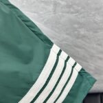 Thom Browne 一比一休閒短褲 條紋拼接設計 寬鬆運動風 高端質感百搭單品
