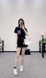 Louis Vuitton 一比一樱桃口袋短袖T恤 四葉草刺繡牛仔口袋設計 休閒顯瘦風格款