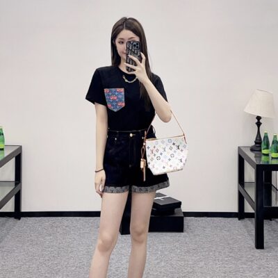 Louis Vuitton 一比一樱桃口袋短袖T恤 四葉草刺繡牛仔口袋設計 休閒顯瘦風格款