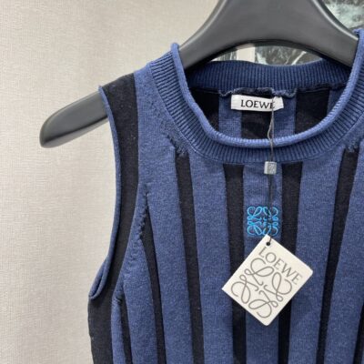 LOEWE復刻版撞色針織背心 早秋新款文藝條紋設計 百搭層次感穿搭款