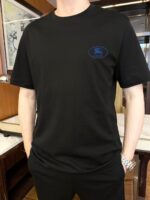 Burberry高仿黑色冰感液氨棉短袖T恤寬版剪裁舒適吸濕排汗2025夏季潮流爆款