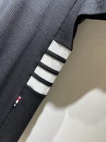 Thom Browne 黑色精品仿製短袖T恤 華夫棉材質 刺繡LOGO 2025春夏新款男士必備