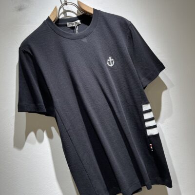 Thom Browne 黑色精品仿製短袖T恤 華夫棉材質 刺繡LOGO 2025春夏新款男士必備