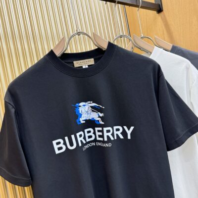 Burberry頂級原單黑色走秀款短袖T恤設計感強烈親膚舒適2025春夏新品