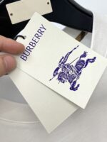 Burberry高仿白色格紋LOGO短袖T恤男士潮流百搭設計2025簡約舒適英倫風格