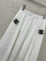Chanel 一比一白色中古風雙C半身裙 拼接設計立體剪裁 膝下顯瘦減齡款