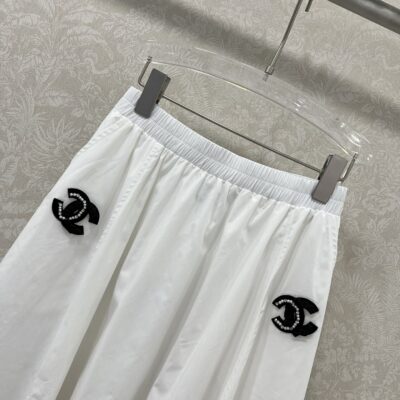 Chanel 一比一白色中古風雙C半身裙 拼接設計立體剪裁 膝下顯瘦減齡款