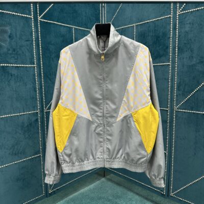 Louis Vuitton 精品仿製Glow印花拼接運動衫 高領設計 科技面料舒適率性穿搭