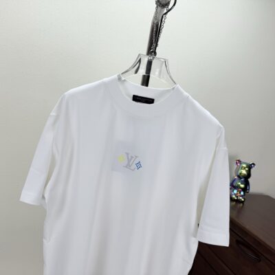 LV 一比一白色彩色印花T恤 春夏寬鬆圓領款 男女同款潮流百搭單品