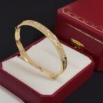 卡地亞 Cartier 鑲鑽豹頭手鐲｜高端定制 V金材質｜男女皆宜經典款