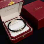 卡地亞 Cartier 鑲鑽皮繩豹頭手鐲｜高端定制 V金材質｜經典男女百搭款