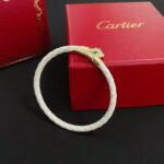 卡地亞 Cartier 釘子豹頭鑲鑽手鐲｜高端定制 V金材質｜經典男女款