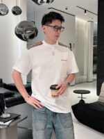 Burberry原單白色短袖T恤男士春夏新款定制面料剪裁合身2025簡約百搭潮感
