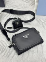 Prada 精品仿製單肩包 2VH172 光皮配布Re-Nylon 百搭多袋設計 新品時尚實用