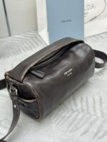 Prada 原單做舊波士頓包 2VH188 復古納帕皮質感 2025新款輕便大容量
