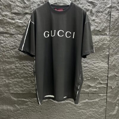 GUCCI 頂級原單黑色白邊噴色圓領短袖T恤 厚實針織棉 2025春夏新品