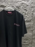 GUCCI 精品仿製黑色發泡印花短袖T恤 3D立體Logo 2025春夏新款