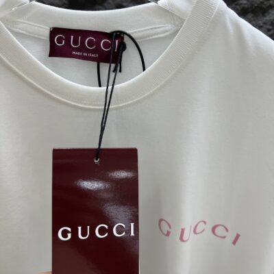 GUCCI 高仿發泡印花Logo短袖T恤 2025春夏經典針織款 舒適百搭