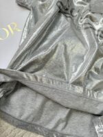 GUCCI 高仿G25銀色金屬光澤T恤 夏季新款親膚舒適 穿出極致時髦感