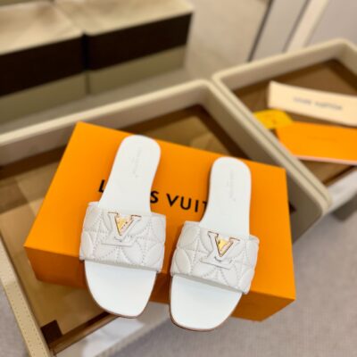 LV 2025新款電繡拖鞋｜小羊皮材質・精品復刻頂級原單