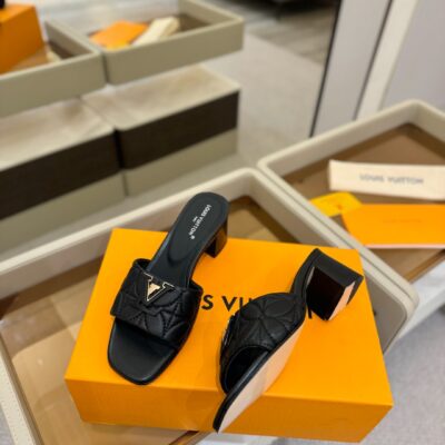 LV 2025高跟拖鞋｜頂級原單高仿・小羊皮電繡・5.5CM優雅跟高