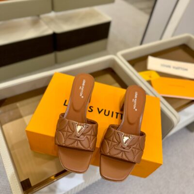 LV 2025高跟拖鞋｜頂級原單高仿・小羊皮電繡・5.5CM跟高時尚優雅