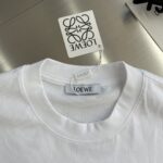 LOEWE 罗意威 2025春夏 新款情侣短袖T恤 标志Logo刺绣 高级简约风