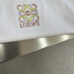 LOEWE 罗意威 2025春夏 新款情侣短袖T恤 标志Logo刺绣 高级简约风