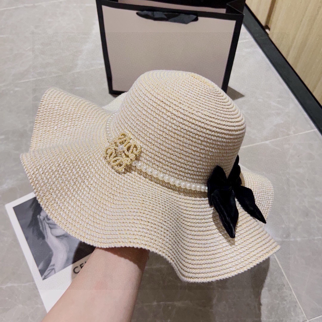LOEWE 罗意威 2025新款 荷叶边珍珠大沿礼帽盆帽 女士草帽 配防尘袋 可调节绳