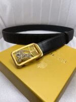 Burberryy 巴宝莉1:1專櫃同步頭層牛皮雙面腰帶