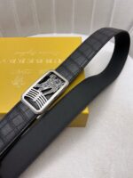 Burberryy 巴宝莉頂級專櫃同步頭層牛皮雙面腰帶