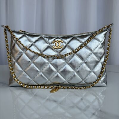 CHANEL高仿AS5498銀色羊皮包 經典華麗大容量新品