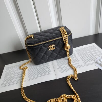 CHANEL高仿愛心調節扣口紅盒子包 化妝包 可愛精緻新品