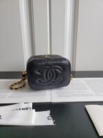 CHANEL高仿手工坊珐瑯雙C調節扣Mini盒子包 化妝包 經典精緻新品