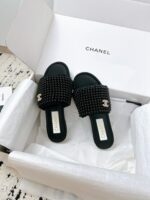 ChanelA貨黑色夏季珍珠拖鞋雙C扣義大利真皮百搭輕奢2025新品