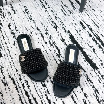 ChanelA貨黑色夏季珍珠拖鞋雙C扣義大利真皮百搭輕奢2025新品