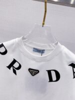 PRADA白色短袖T恤2025春夏男女同款 高端重工字母LOGO