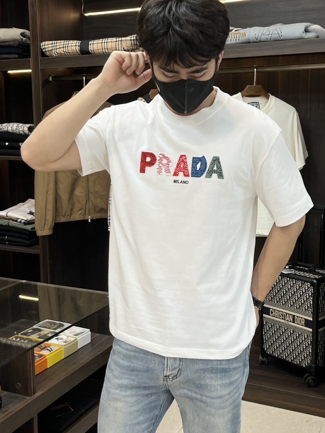Prada高仿春季新款短袖T恤 時尚休閒純棉圓領半袖