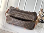 LV 路易威登 復刻版 SAUMUR 双子星大号手袋 M42252 牛皮飾邊 時尚斜挎