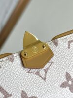 LV高仿Pochette Camille手袋經典Monogram優雅時尚2025新品