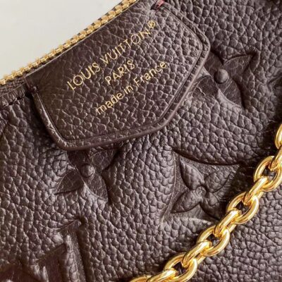LV精品仿製Easy Pouch On Strap手袋波點設計輕巧多用2025新款M80349