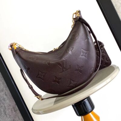 LV高仿Loop Hobo手袋半月造型柔軟牛皮潮流百搭2025新品