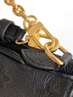 LV一比一Liv Pochette手袋M83301 Monogram帆布鏈條雙肩帶雙拉鍊2025新品