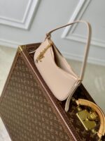 LV原單Pochette LV Bloom杏色小牛皮百搭優雅M25525
