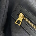 LV精品仿製M46659雙Monogram拼接手袋S-lock鎖扣設計時尚百搭款