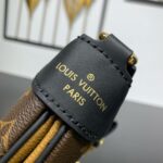 LV精品仿製M46659雙Monogram拼接手袋S-lock鎖扣設計時尚百搭款