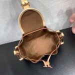 LV高仿M25085 Odysée手袋時尚早秋系列金屬搭扣設計新品