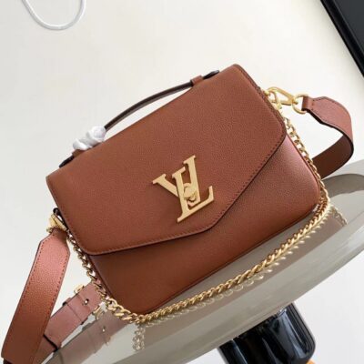 LV一比一M22735 Oxford手袋粒面皮革鏈條設計多用背法新品